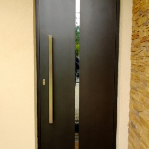 Drzwi zewnętrzne aluminiowe