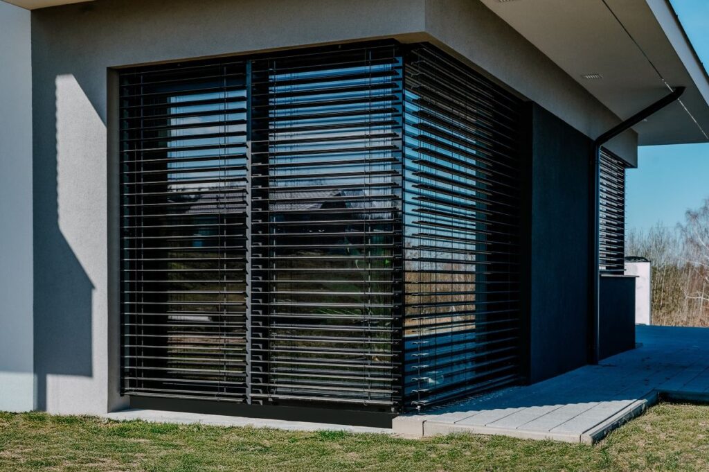 zalety okien wieloformatowych